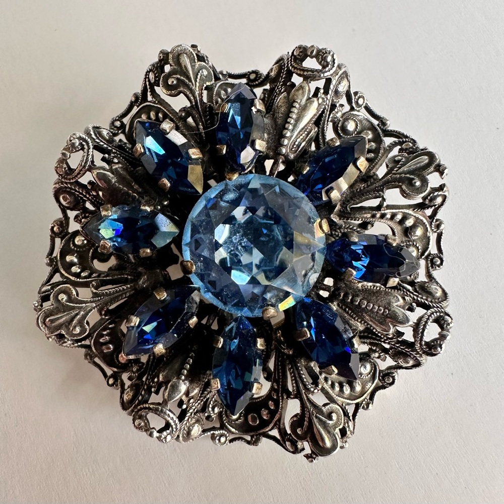 Vintage 1950s Christian Dior Rhinestone Dual Brooch & Scarf / Dress Clip - Picture 2 of 10